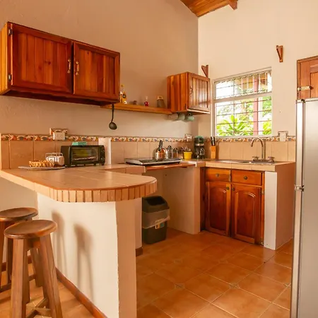 Beautiful Casa Aire near Lake Arenal in Nuevo Arenal - Casas Airelibre