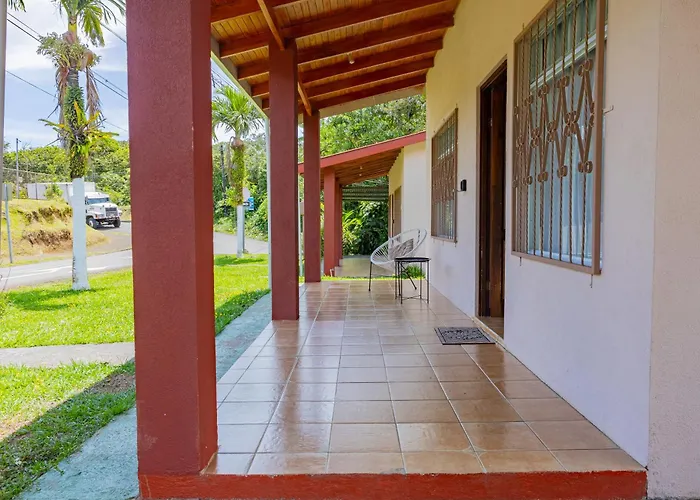 Pensión Beautiful Casa Aire Near Arenal In - Casas Airelibre 3*