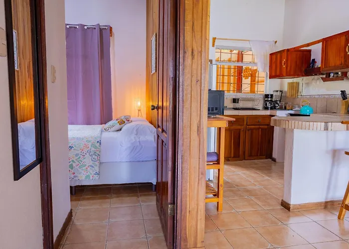 Beautiful Casa Aire Near Arenal In - Casas Airelibre Pensión 3*