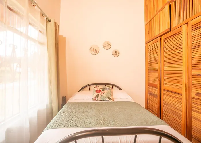 Beautiful Casa Aire Near Arenal In - Casas Airelibre