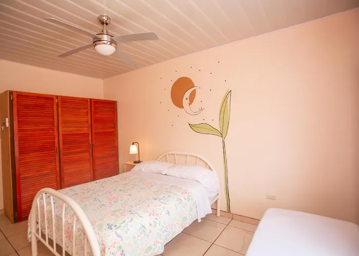 Pensión Beautiful Casa Aire Near Arenal In - Casas Airelibre